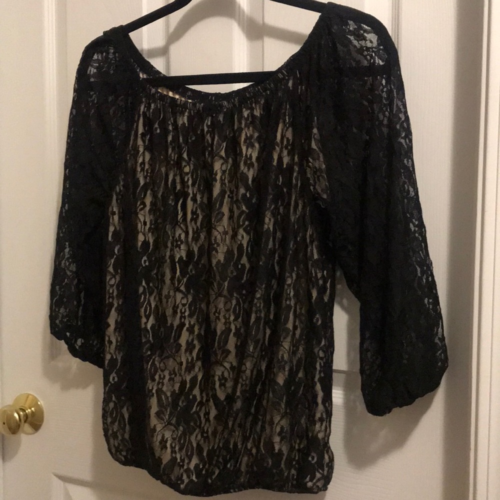NY&Co off shoulder lace top